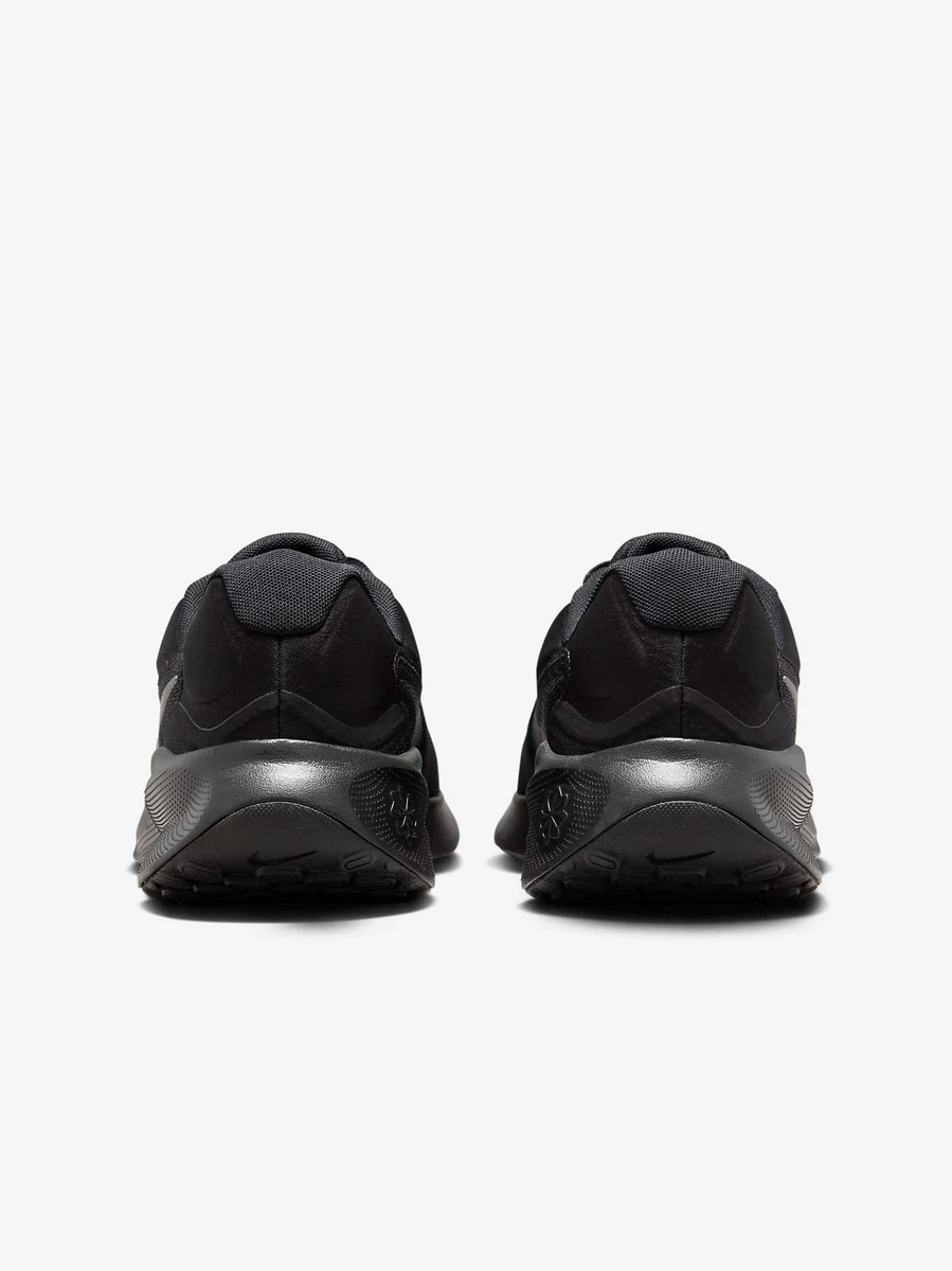 Nike Кроссовки мужские REVOLUTION 7