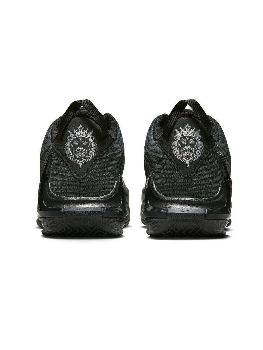 Nike Кроссовки мужские LEBRON WITNESS 7